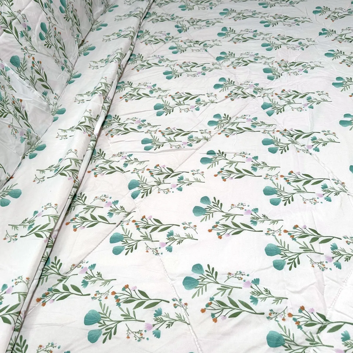 Hotel Living 3 Pce Light Weight Comforter Set Queen/King Corbett Floral Teal