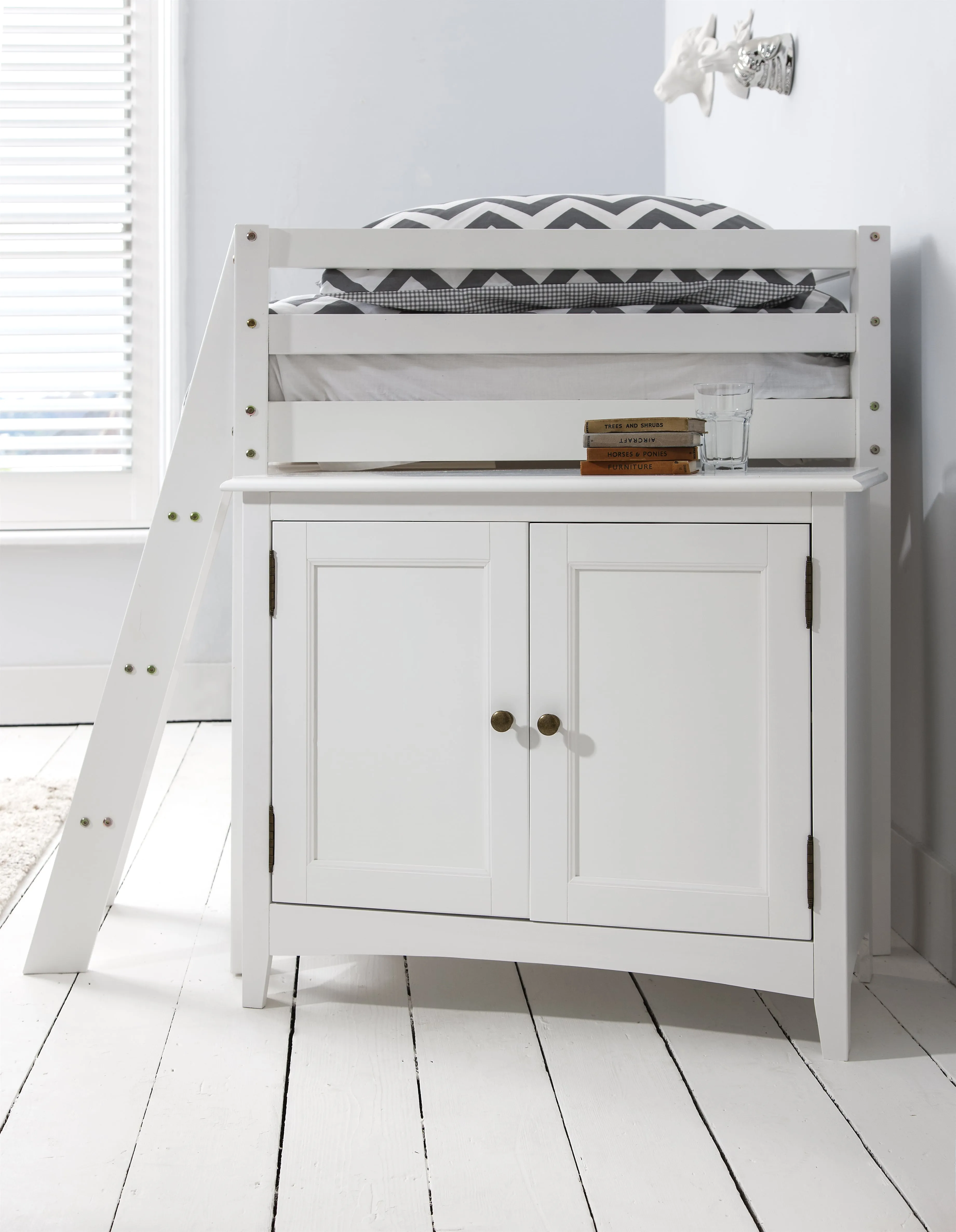 Moro Sleepstation with Chest of Drawers, Cabinet & Desk in Classic White