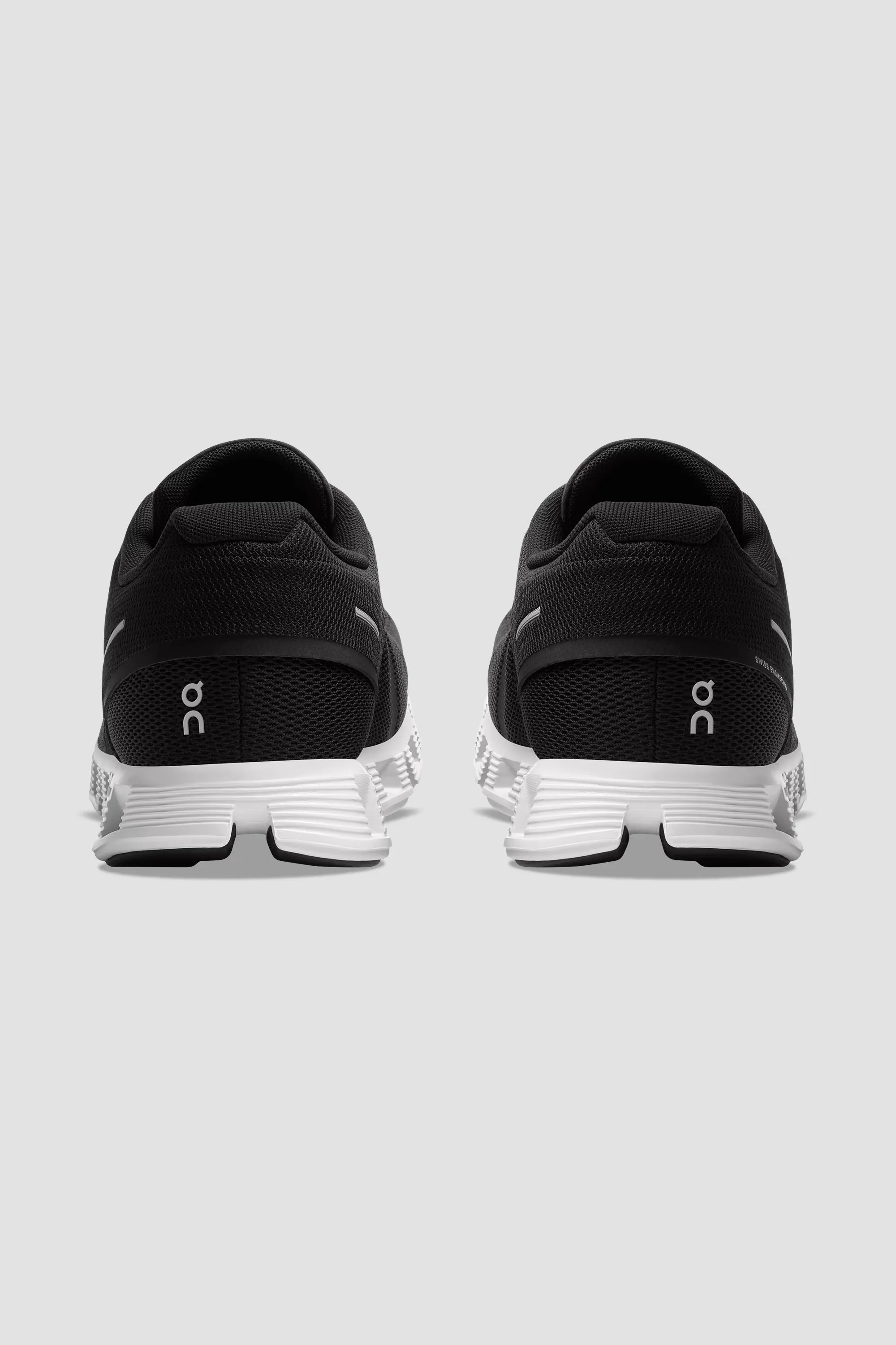 ON | Men's Cloud 5 in Black/White