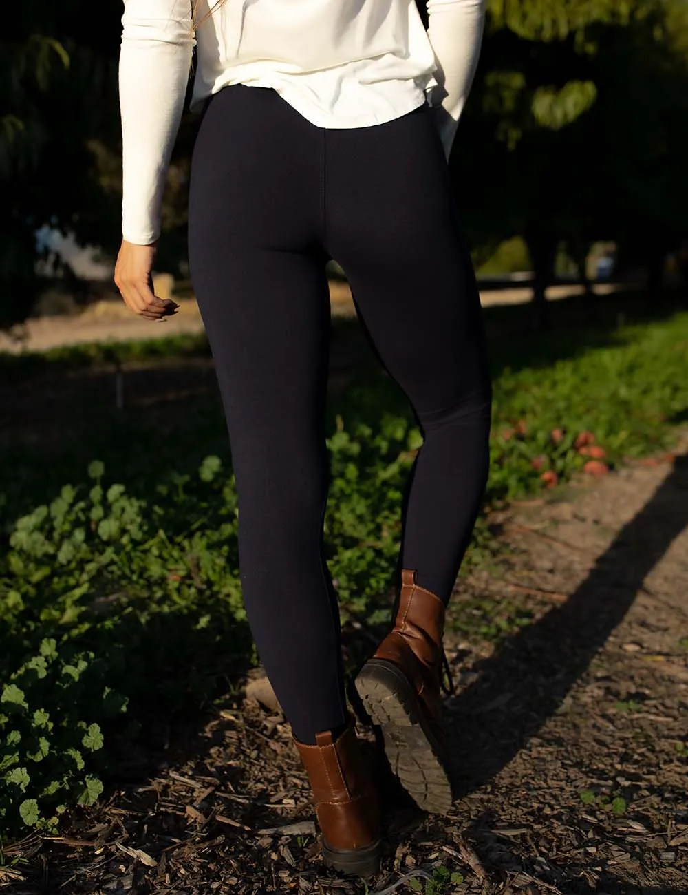 SA Exclusive Navy Solid Leggings